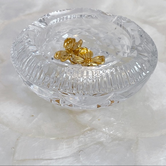 Vintage Hand Cut Glass Art Deco Thick Rimmed Ashtray Trinket Jewelry Dish - Picture 8 of 14